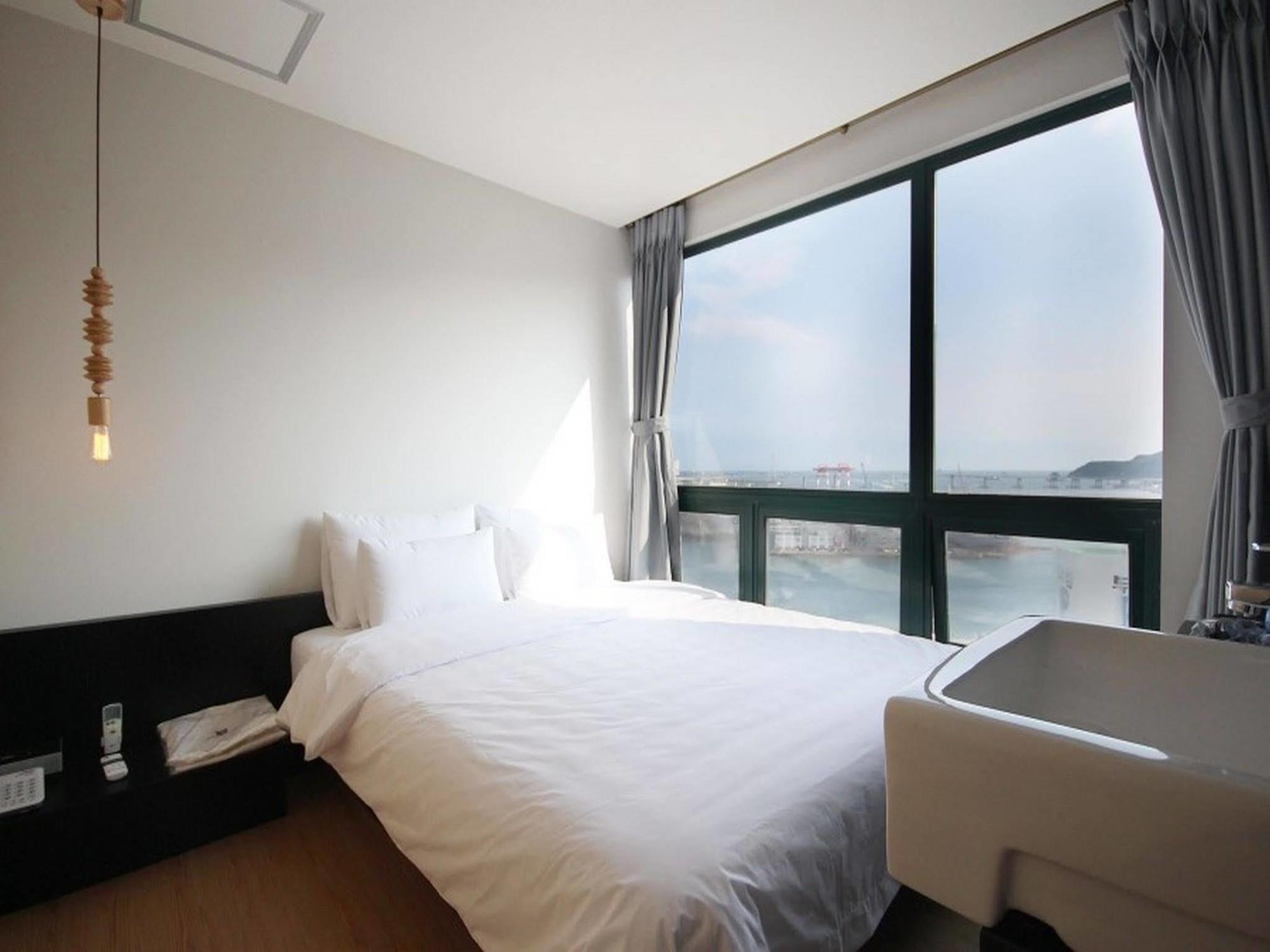 Mini Hotel May Nampo Busan Exterior photo